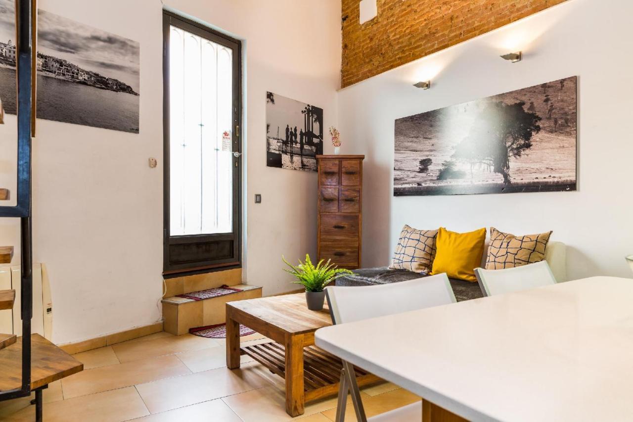 Fridays Flats Dreamy Duplex - Stylish Beach Loft Barcelona Exterior photo
